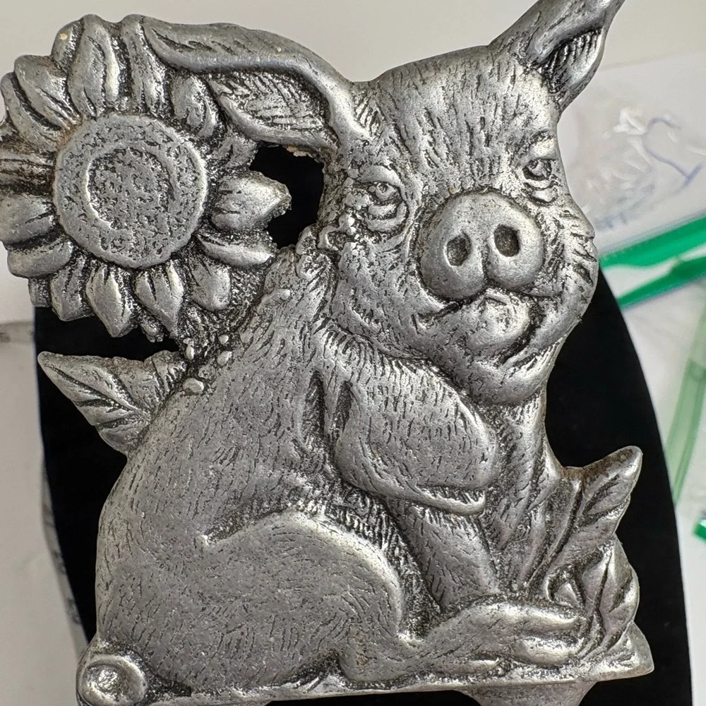 Vintage Carson Pewter Pig with Sunflower Wall Hook